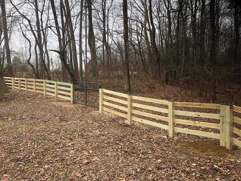 Collentro 4 Board Wood Fence Install