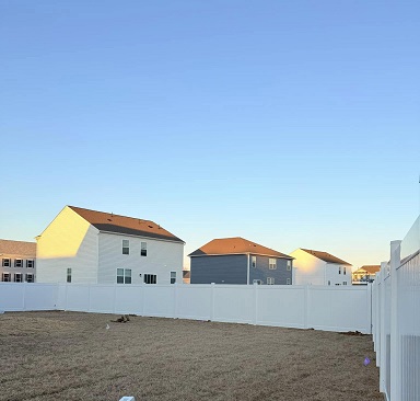 Collentro Maintenance Free Vinyl Fence Install